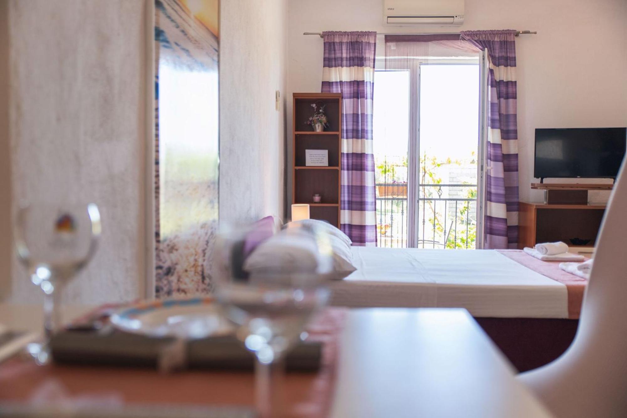 Apartment Livaja Kastel Novi ห้อง รูปภาพ