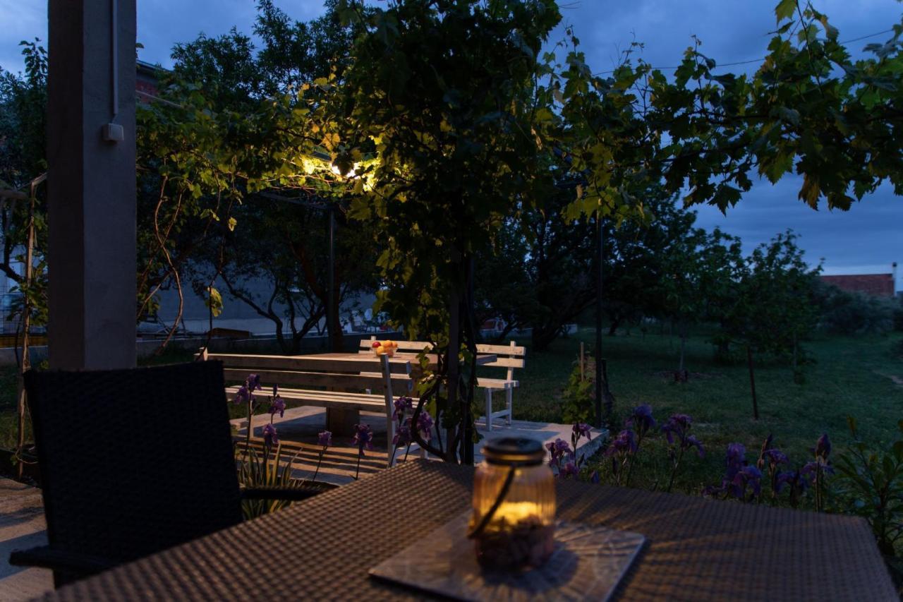 Apartment Livaja Kastel Novi ภายนอก รูปภาพ